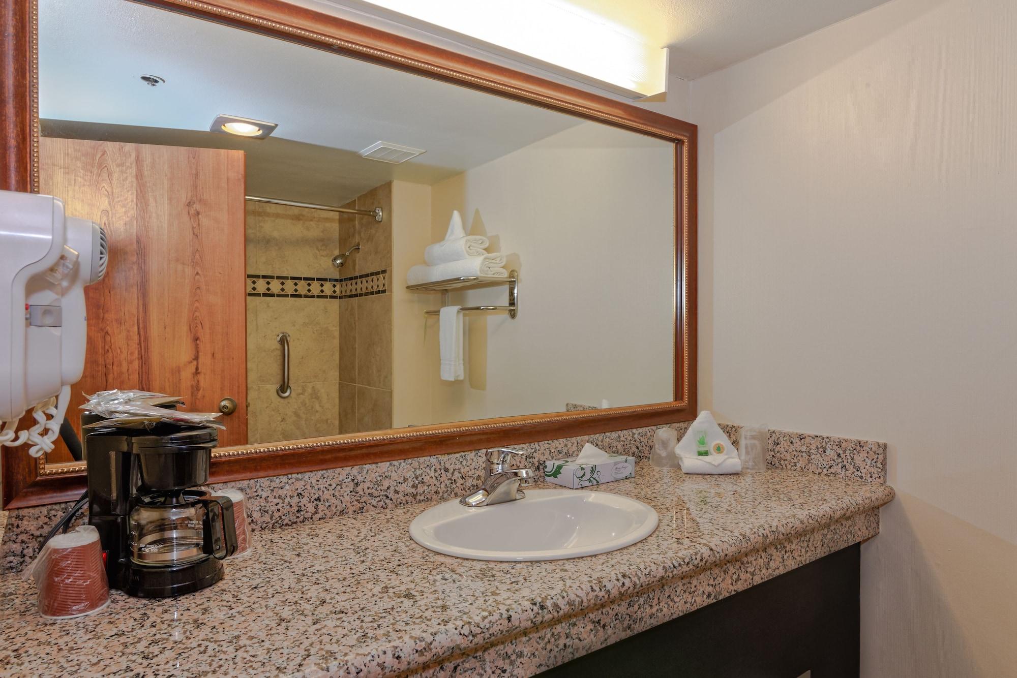 Grand Vista 3*